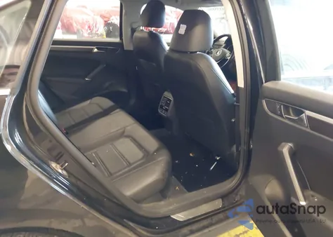 2017 Volkswagen Passat 1.8T Se из США, поврежденный, VIN 1VWGT7A38HC083871